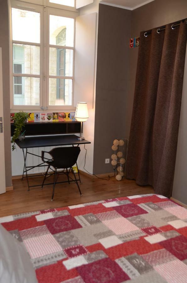Calme Et Charme Apartment Avignon Exterior photo